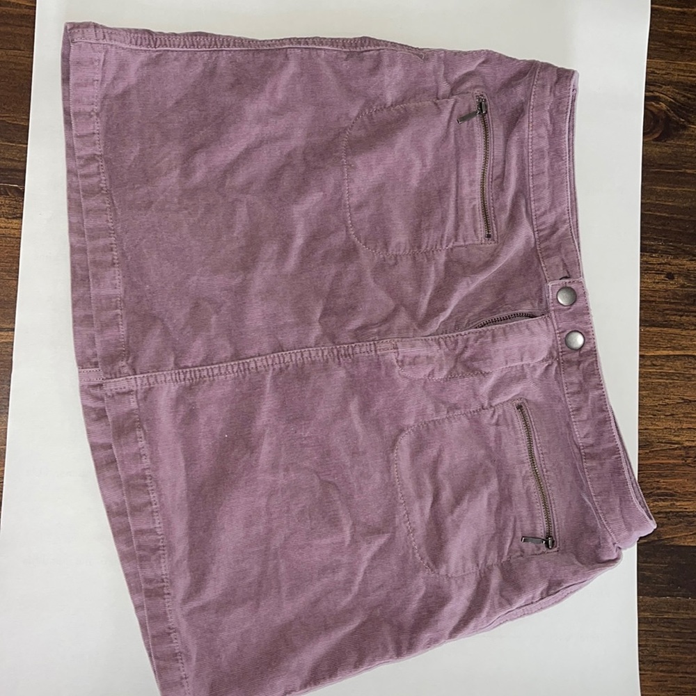 Size 10 Mossimo skirt, lavender purple